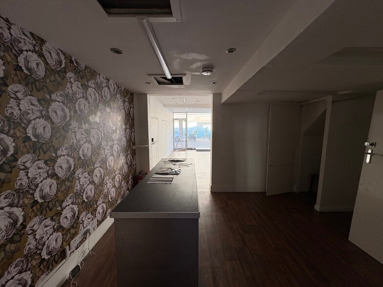 23 George St, Hove à louer - Photo du bâtiment - Image 3 de 7