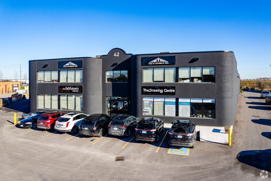 42 Goodmark Pl, Toronto, ON à vendre - Photo principale - Image 1 de 1