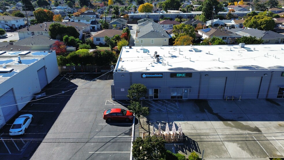 119-129 N Amphlett Blvd, San Mateo, CA for lease - Building Photo - Image 2 of 10