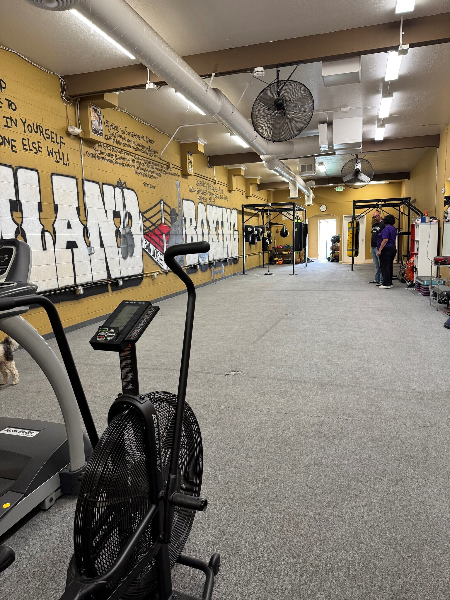 2051-2059 Woodard Rd, San Jose, CA à louer Photo du bâtiment- Image 1 de 10