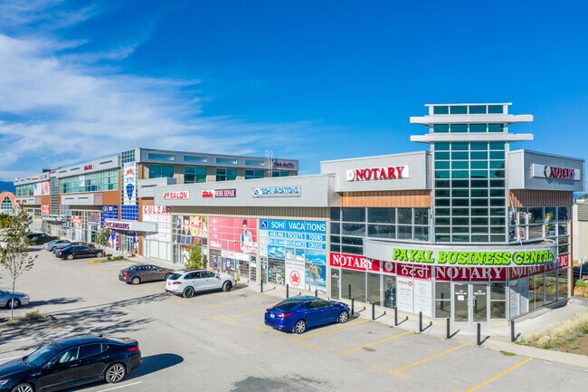 Plus de détails pour 12899 80th Ave, Surrey, BC - Commerce de détail à vendre