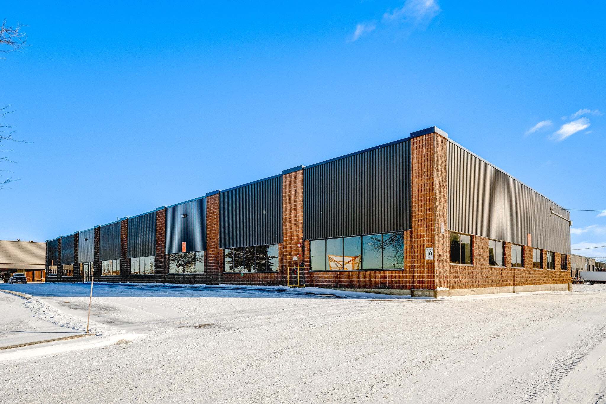 3540-3600 St Griffith, Montréal, QC for lease Primary Photo- Image 1 of 11