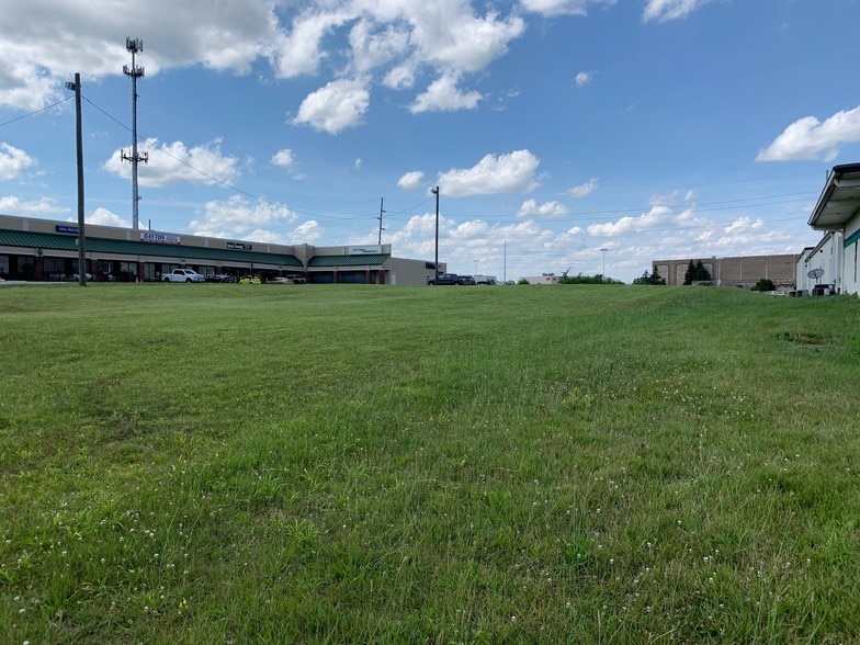 Kingsridge Dr, Dayton, OH for sale - Primary Photo - Image 1 of 6