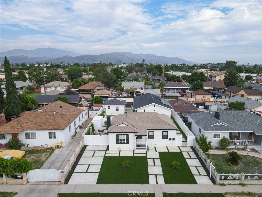 7838-7840 Vantage Ave, North Hollywood, CA for lease Primary Photo- Image 1 of 2