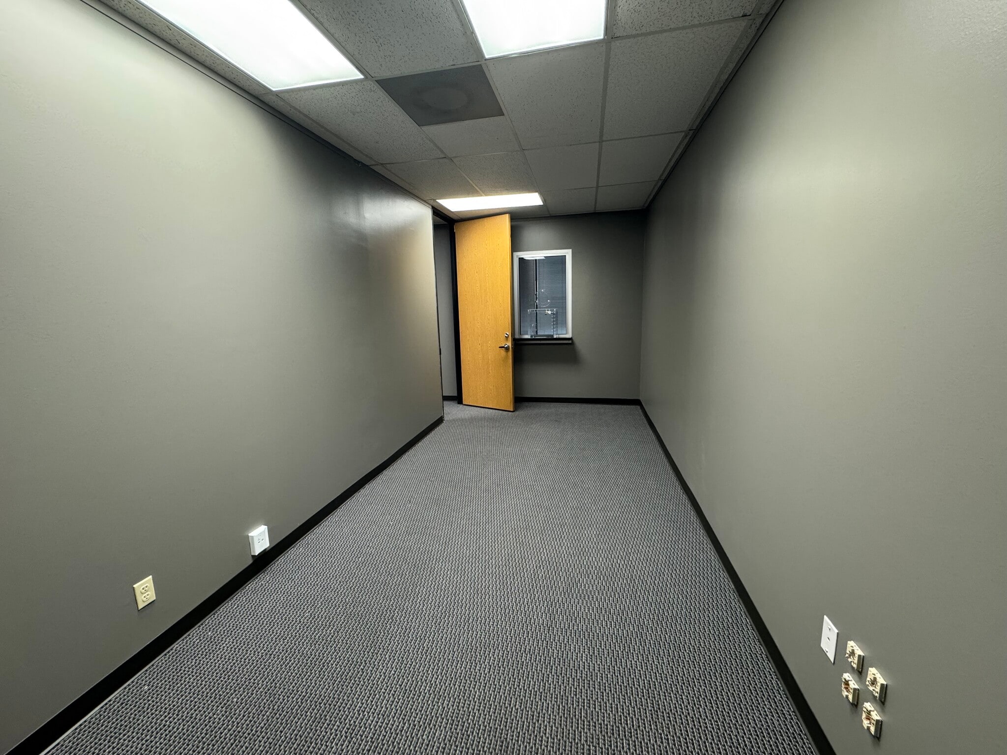 1880 S Dairy Ashford Rd, Houston, TX for lease Building Photo- Image 1 of 4