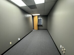 1880 S Dairy Ashford Rd, Houston, TX for lease Building Photo- Image 1 of 4