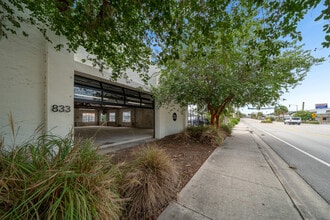 98 NE 9th St, Ocala, FL for lease Interior Photo- Image 2 of 42