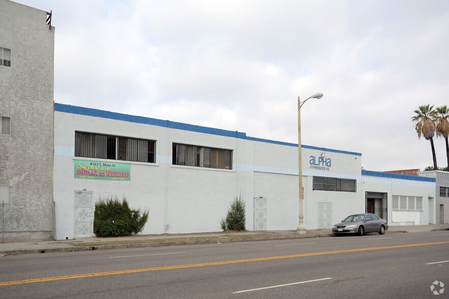 4157 S Main St, Los Angeles, CA for sale - Building Photo - Image 2 of 11
