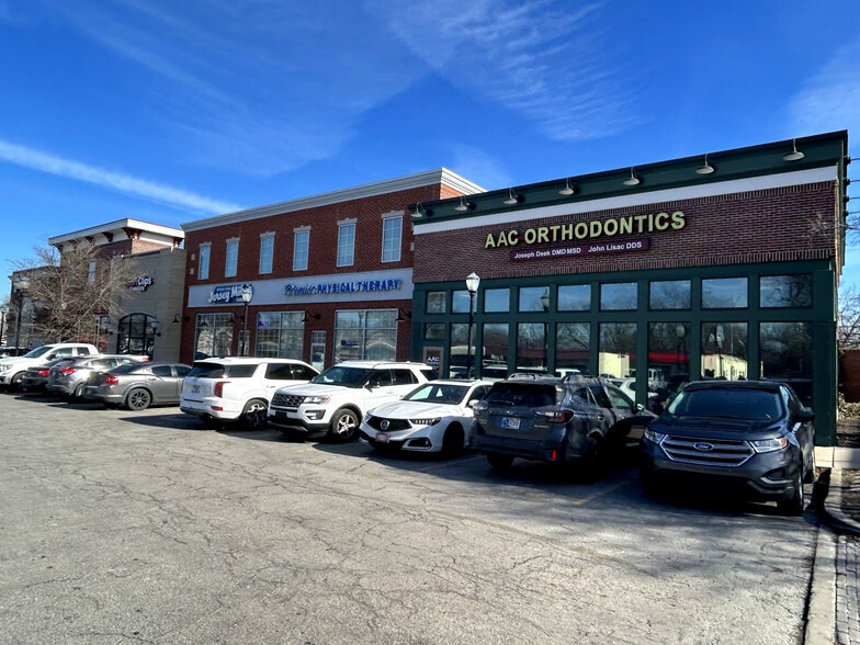 8135-8165 Calumet Ave, Munster, IN à louer - Photo du bâtiment - Image 3 de 10