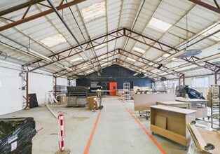 169-173 Obins Street, Craigavon à louer Photo intérieure- Image 1 de 13