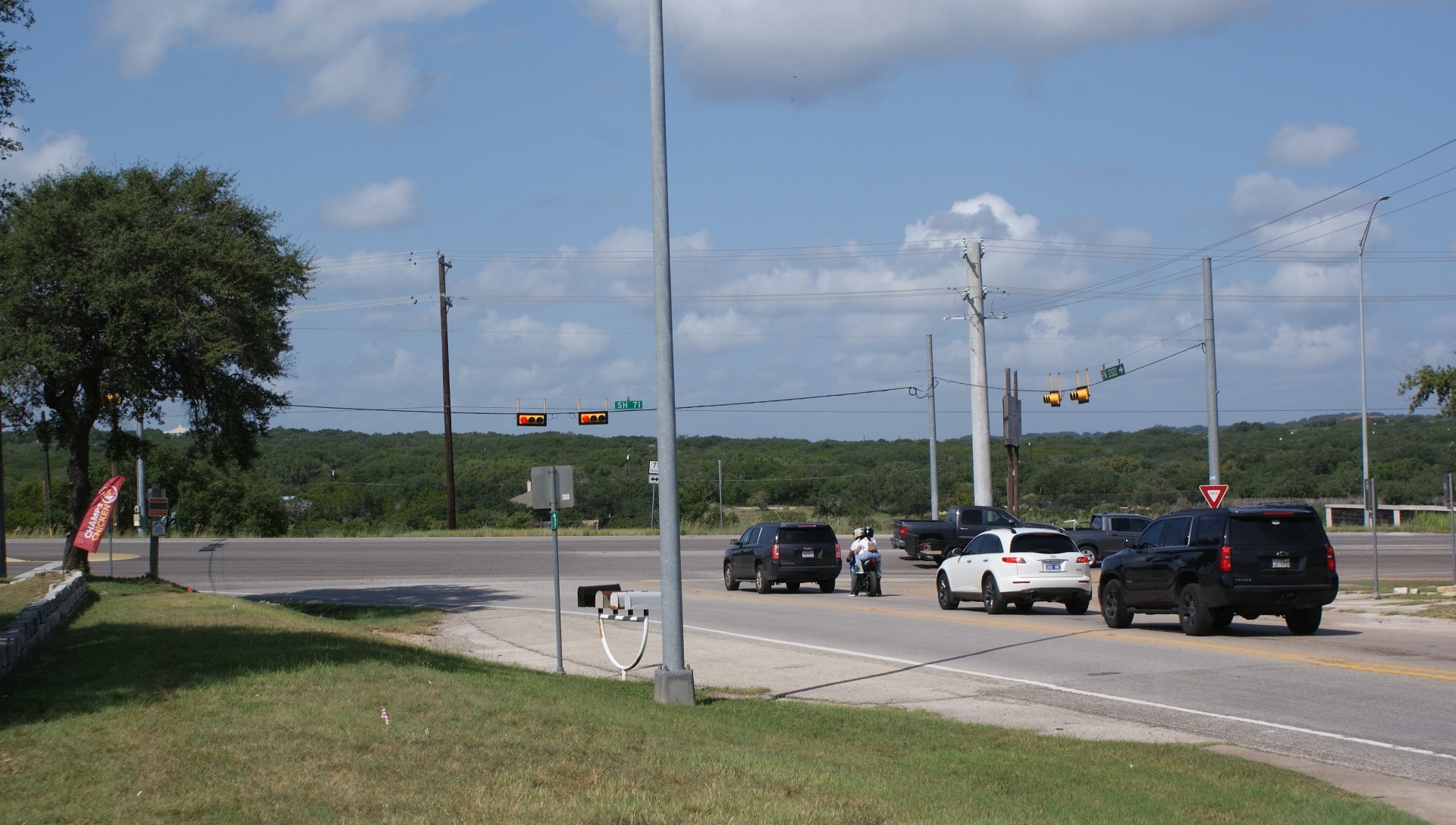 23501 State Highway 71 W, Spicewood, TX for sale Primary Photo- Image 1 of 13