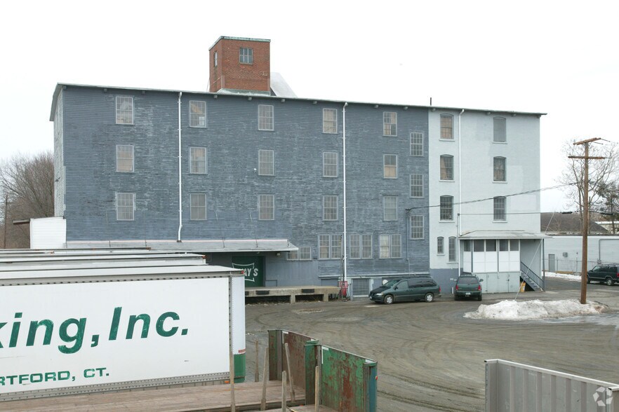 30 Clark St, East Hartford, CT à vendre - Photo du bâtiment - Image 3 de 24