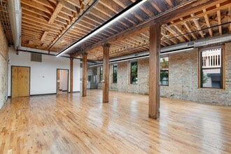 415 N Aberdeen St, Chicago, IL à louer Photo intérieure- Image 1 de 6