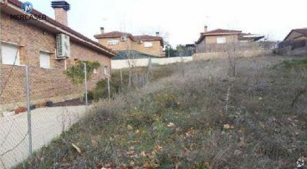 Avenida Mediterráneo, El Casar, Guadalajara à vendre - Photo du bâtiment - Image 3 de 4