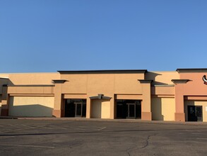 5402 4th St, Lubbock, TX for lease Building Photo- Image 2 of 7