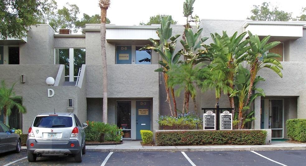 331 N Maitland Ave, Maitland, FL à louer - Photo du bâtiment - Image 2 de 16