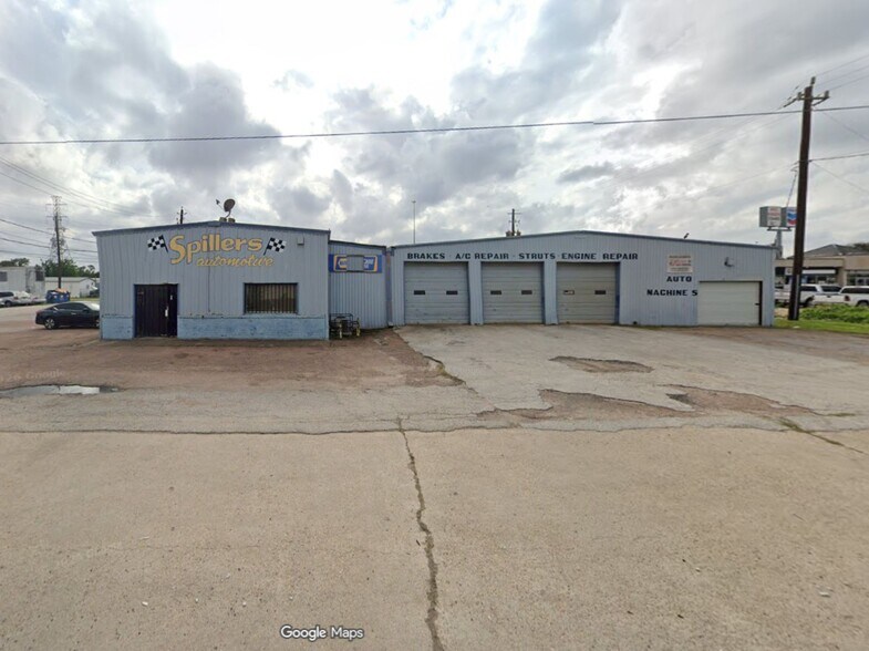 333 Sheldon Rd, Channelview, TX à vendre - Photo principale - Image 1 de 4