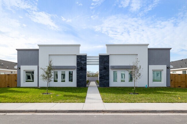 Plus de détails pour 3305 Frio Ave, McAllen, TX - Multi-résidentiel à vendre