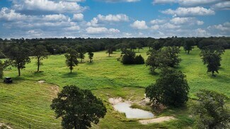 Plus de détails pour 742 Red Rock Ranch Rd, Red Rock, TX - Terrain à vendre