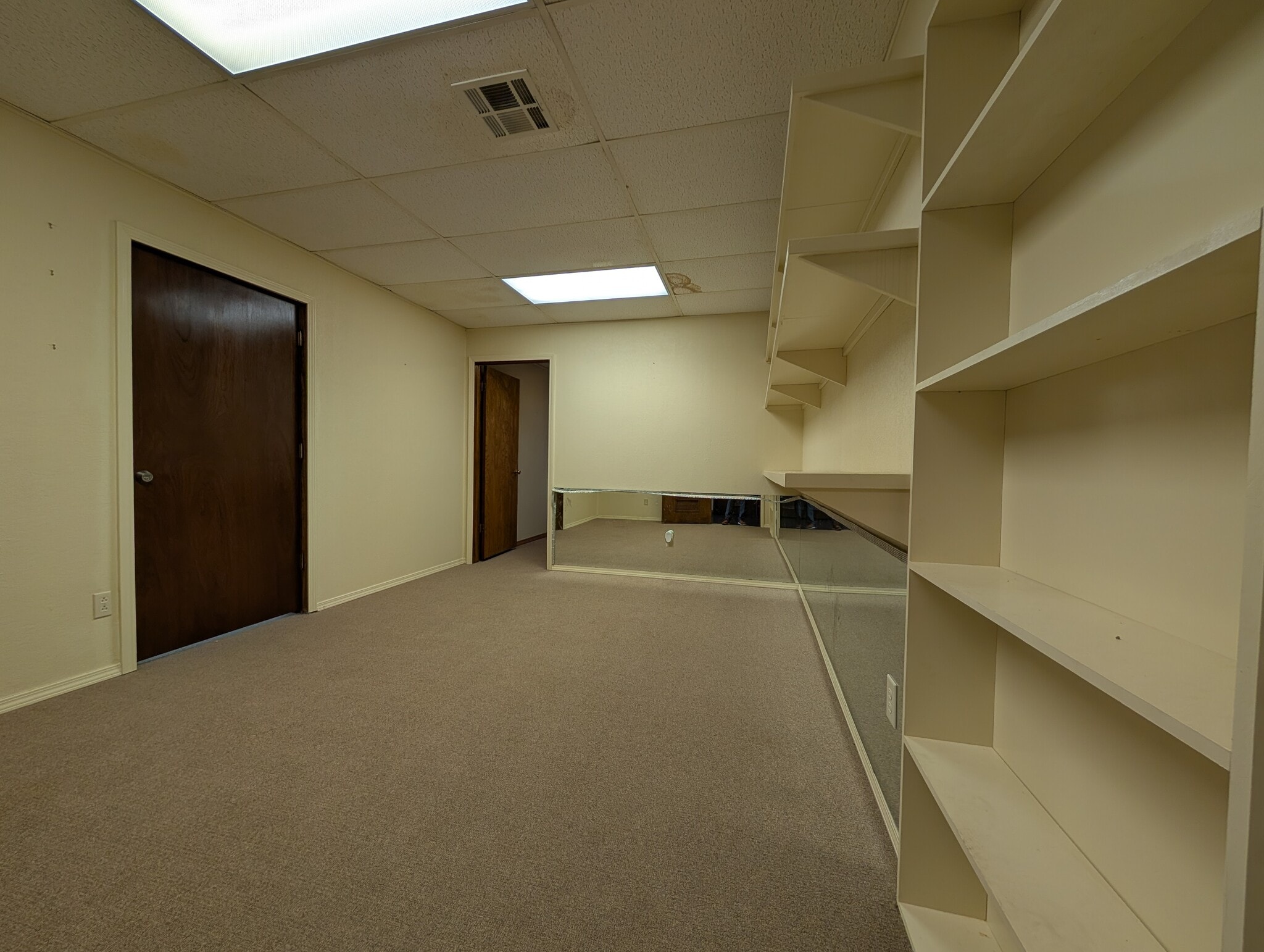 1006 NW 47th St, Lawton, OK for sale Interior Photo- Image 1 of 2