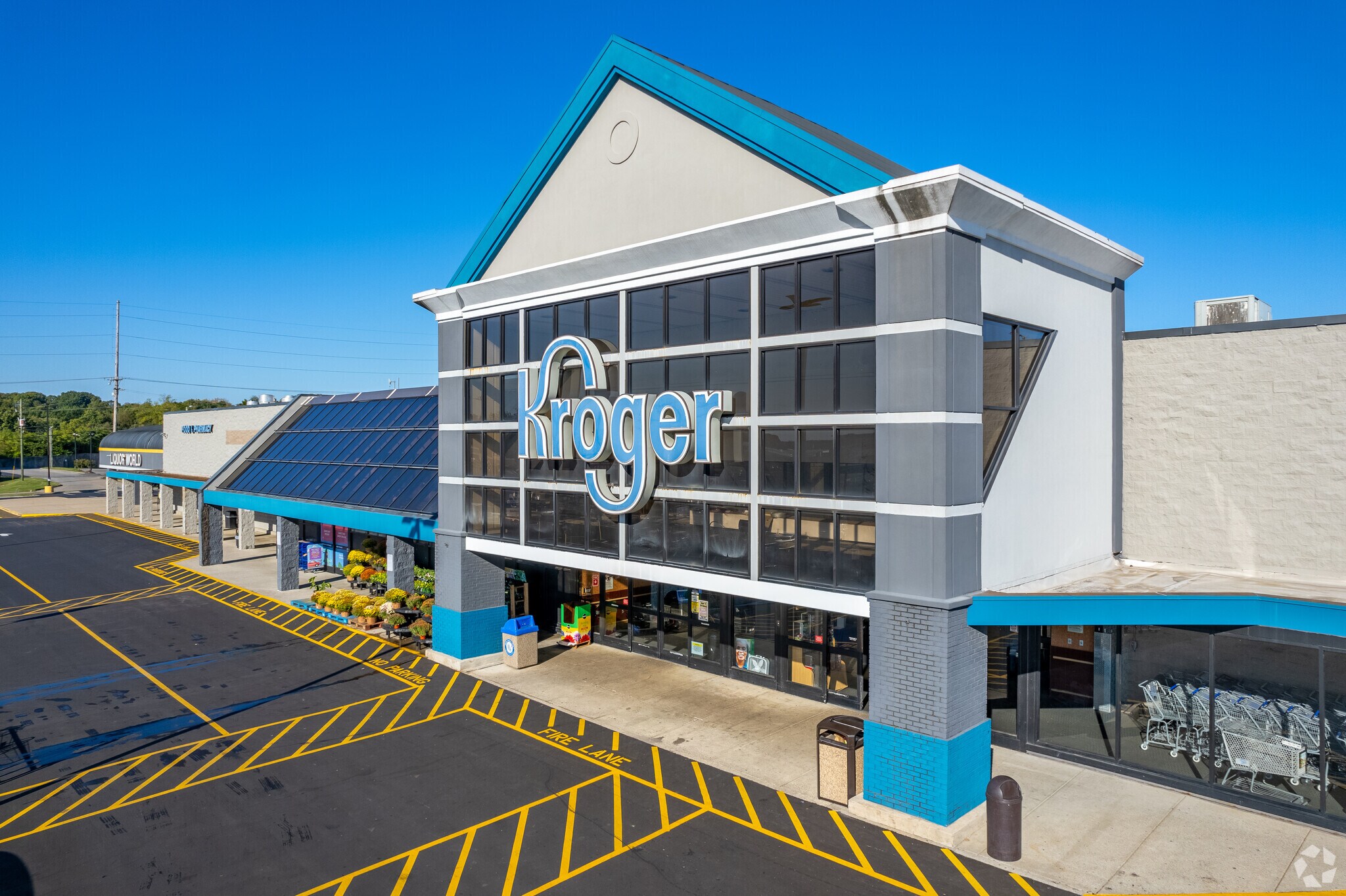 5301-5385 Mount View Rd, Antioch, TN à louer Photo du bâtiment- Image 1 de 14