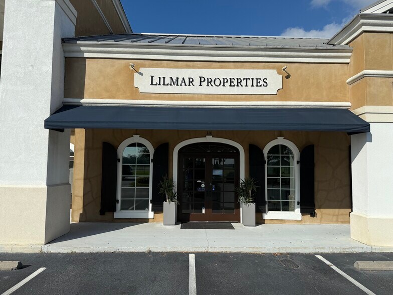 100-126 Island Professional Park, Saint Simons Island, GA à vendre - Photo du bâtiment - Image 2 de 15