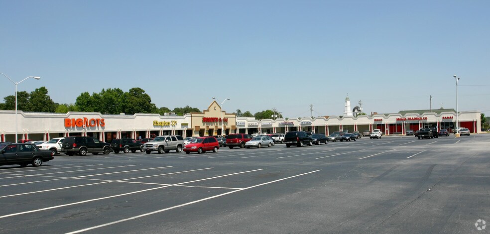 2258 Highway 78 E, Snellville, GA à louer - Photo principale - Image 2 de 4