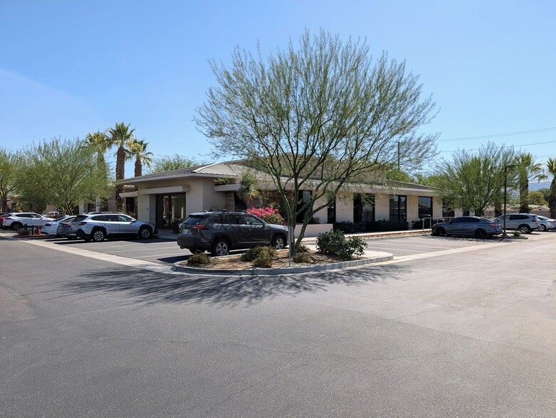 74000 Country Club Dr, Palm Desert, CA for sale - Building Photo - Image 2 of 8