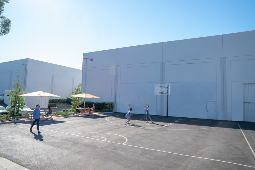 117 Waterworks Way, Irvine, CA for lease - Building Photo - Image 2 of 6