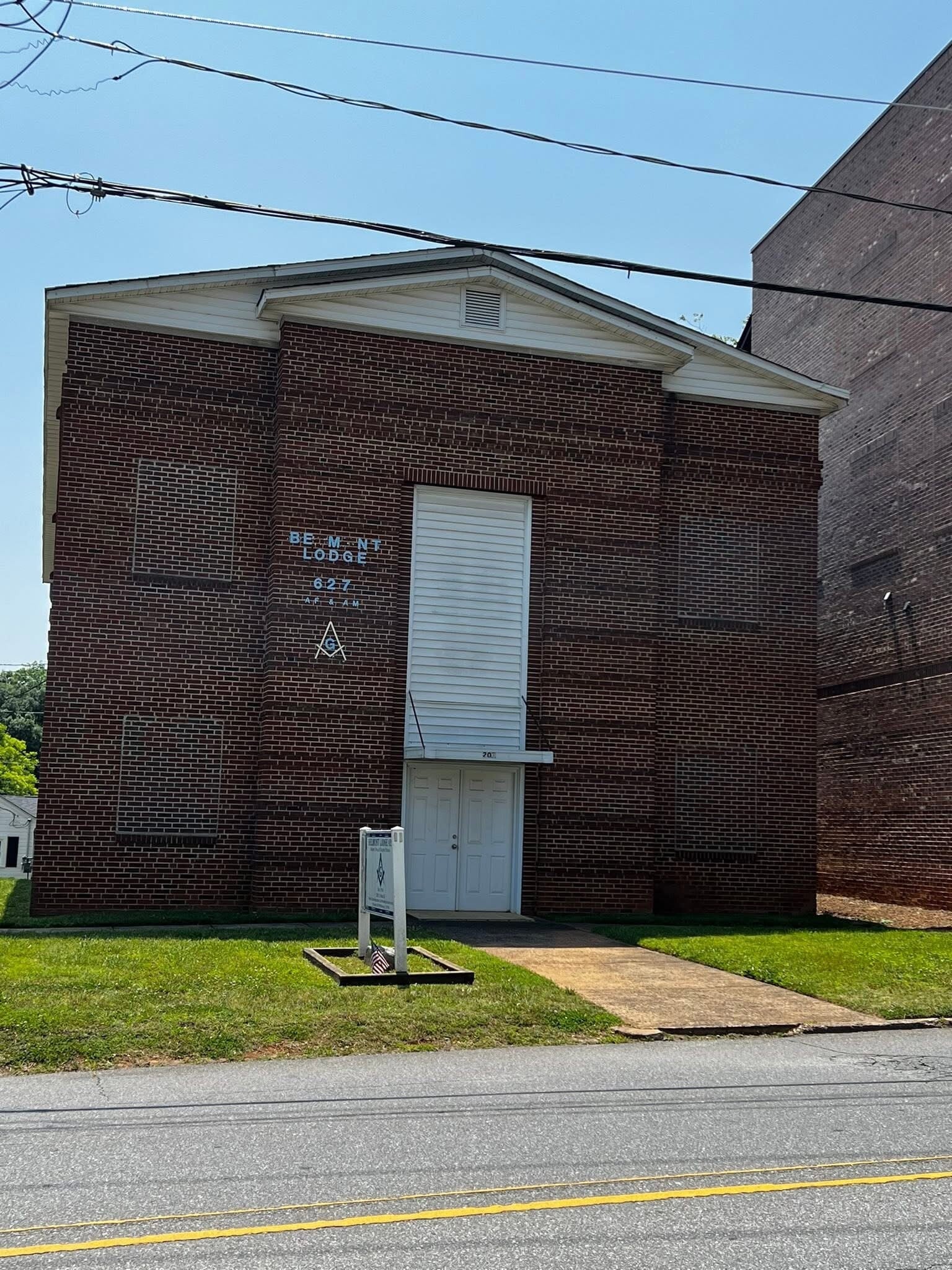 201 S Main St, Belmont, NC for sale Primary Photo- Image 1 of 10