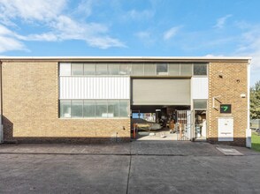 28-32 Lee Holm Rd, St Marys à louer Photo du bâtiment- Image 1 de 4