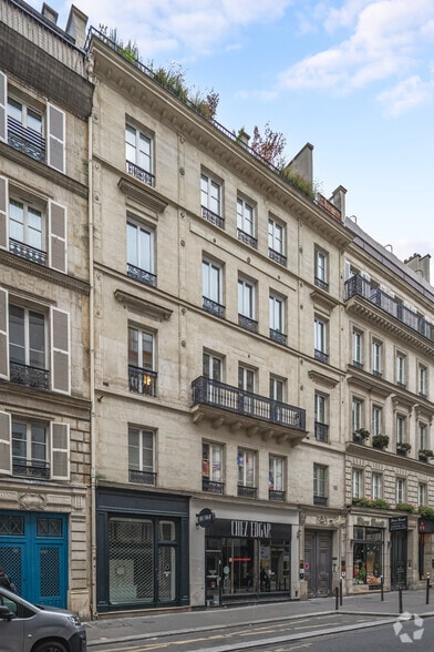 51 Rue Sainte-Anne, Paris for lease - Primary Photo - Image 1 of 1