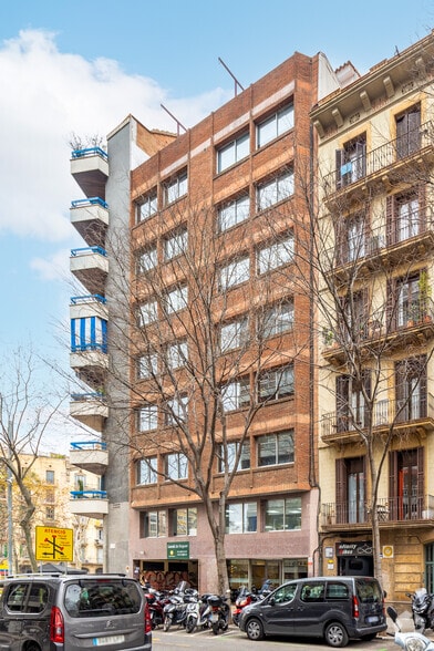 Carrer de Nàpols, 227, Barcelona, Barcelona for lease - Primary Photo - Image 1 of 4