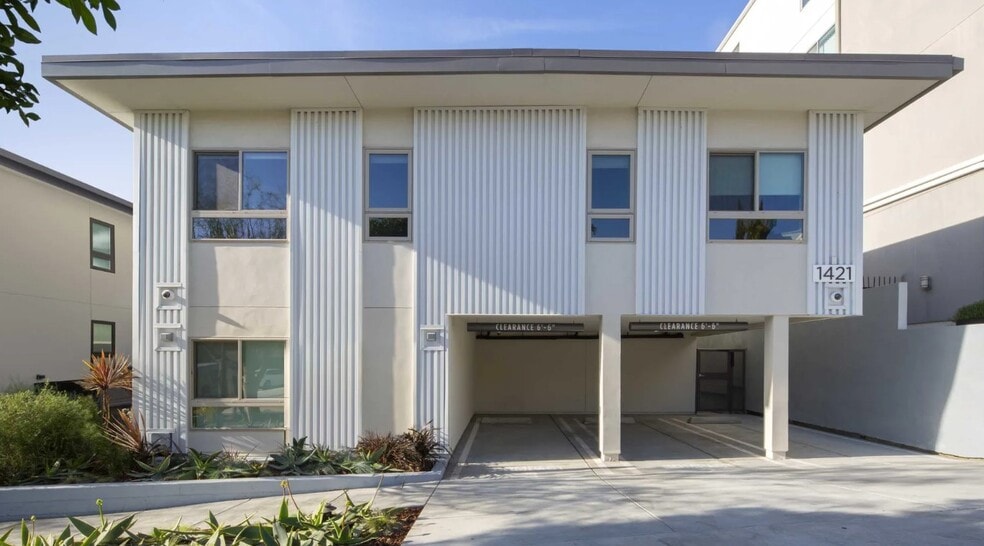 1421 & 1427 Barry Avenue portefeuille de 2 propriétés à vendre sur LoopNet.ca - Photo du bâtiment - Image 2 de 21