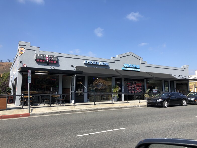 2951-2967 E Thousand Oaks Blvd, Thousand Oaks, CA for lease - Building Photo - Image 2 of 2