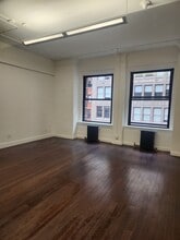 1133 Broadway, New York, NY à louer Photo intérieure- Image 2 de 3