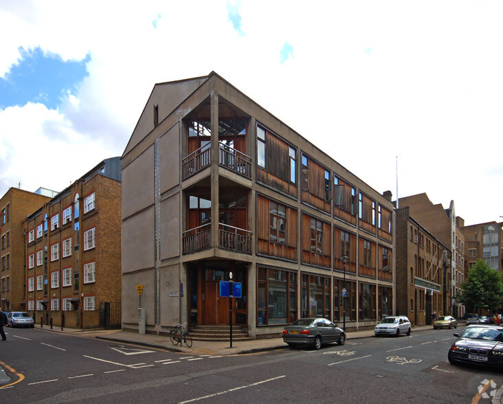 20-21 Queen Elizabeth St, London for lease - Building Photo - Image 1 of 14