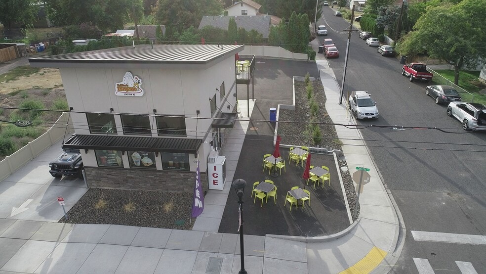 900 S College Ave, College Place, WA for sale - Aerial - Image 3 of 33