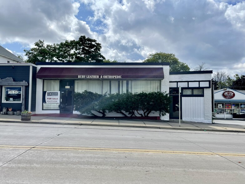 6125 W Bluemound Rd, Milwaukee, WI for sale - Building Photo - Image 1 of 5