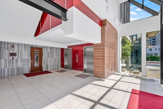 8447 Wilshire Blvd, Beverly Hills, CA for lease Interior Photo- Image 1 of 2