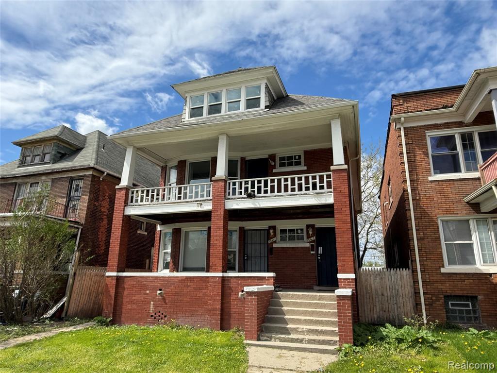 1561 W Grand Blvd, Detroit, MI à vendre Photo du bâtiment- Image 1 de 2