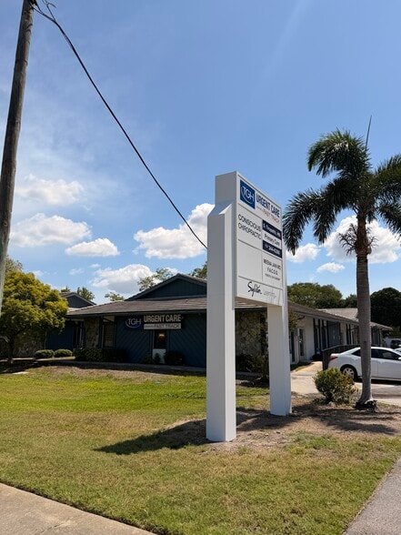 3251 N 66th St, Saint Petersburg, FL for lease - Building Photo - Image 2 of 18