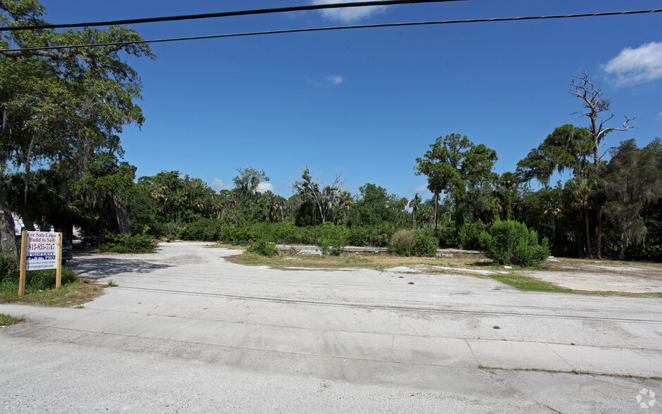 8231 US Hwy 19 N, Port Richey, FL for lease - Primary Photo - Image 2 of 7