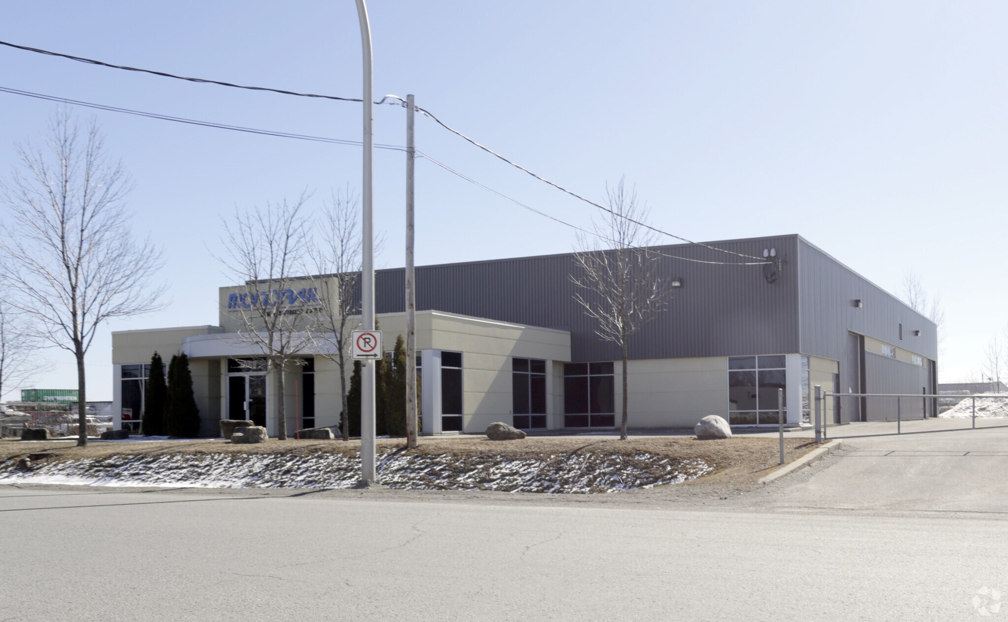 3965 Rue Alfred-Laliberté, Boisbriand, QC à louer Photo du bâtiment- Image 1 de 3
