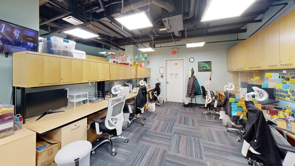 1406 Centre St NE, Calgary, AB à vendre - Numérisation 3D de Matterport - Image 2 de 6