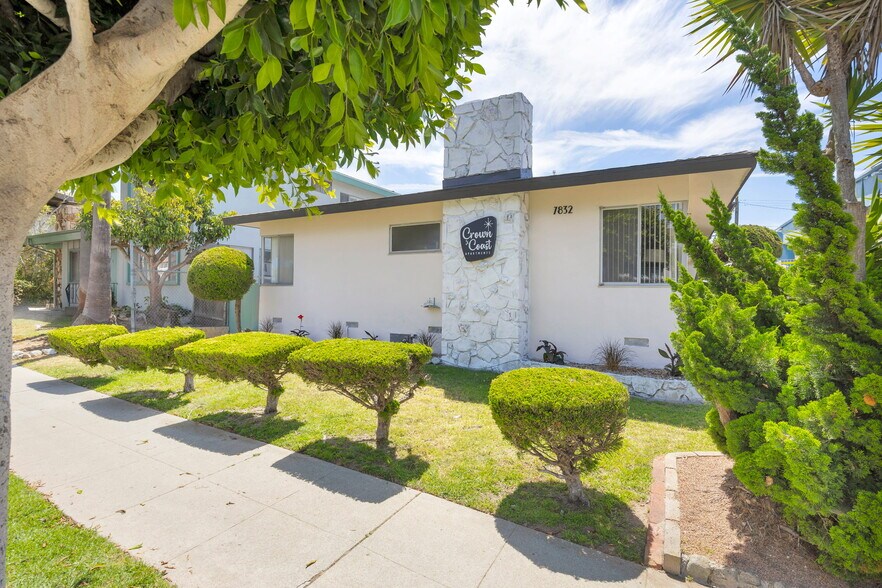 7832 W Manchester Ave, Playa del Rey, CA for sale - Building Photo - Image 2 of 13