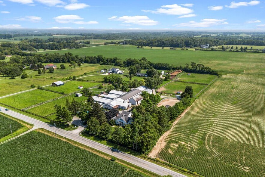 3187 E Centerville Rd, Spring Valley, OH à vendre - Photo du bâtiment - Image 2 de 72
