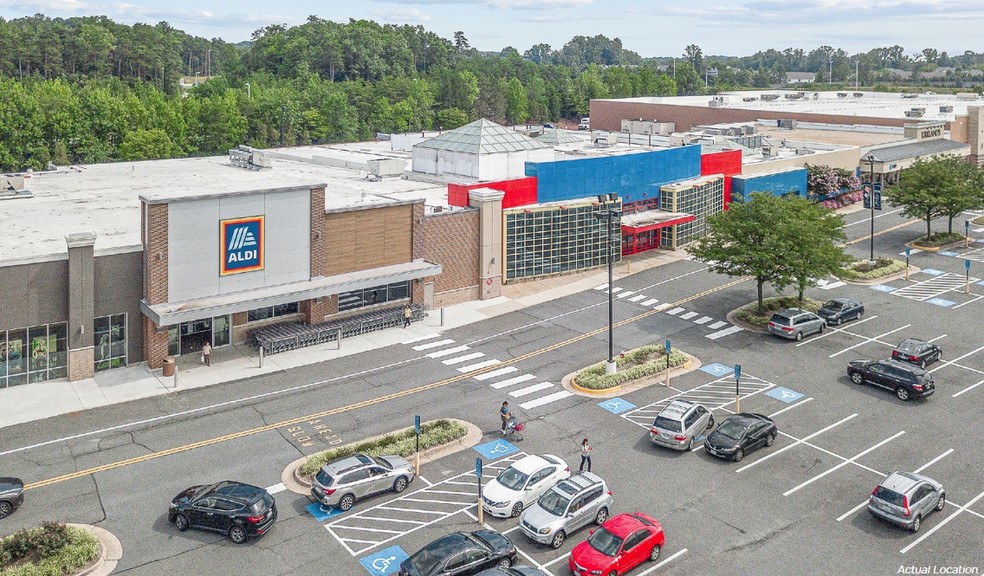 13033 Fair Lakes Shopping Ctr, Fairfax, VA à vendre - Photo principale - Image 1 de 1