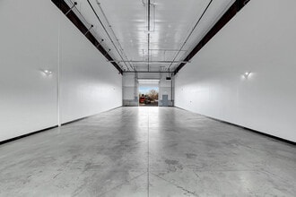 5200 Oneida St, Commerce City, CO for lease Interior Photo- Image 1 of 1