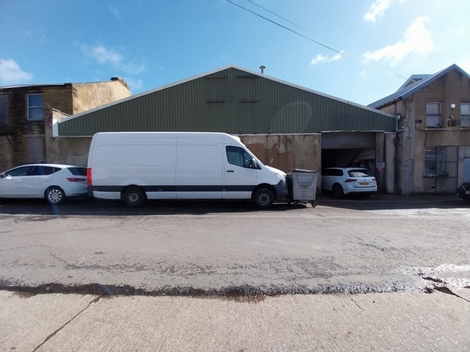 Knowles St, Bradford for lease Building Photo- Image 1 of 2